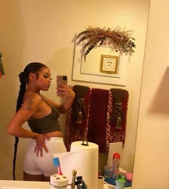 Hennessy, 23  female escort, Santa Barbara