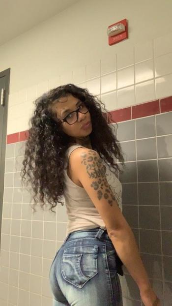 708-539-4024, 21  female escort, Santa Barbara