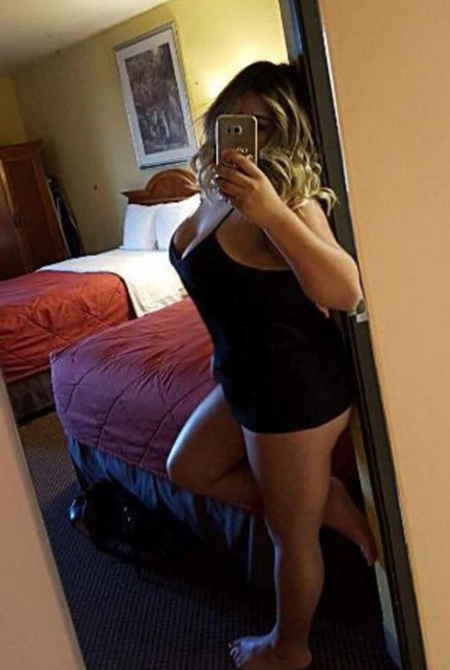 escort photo 1